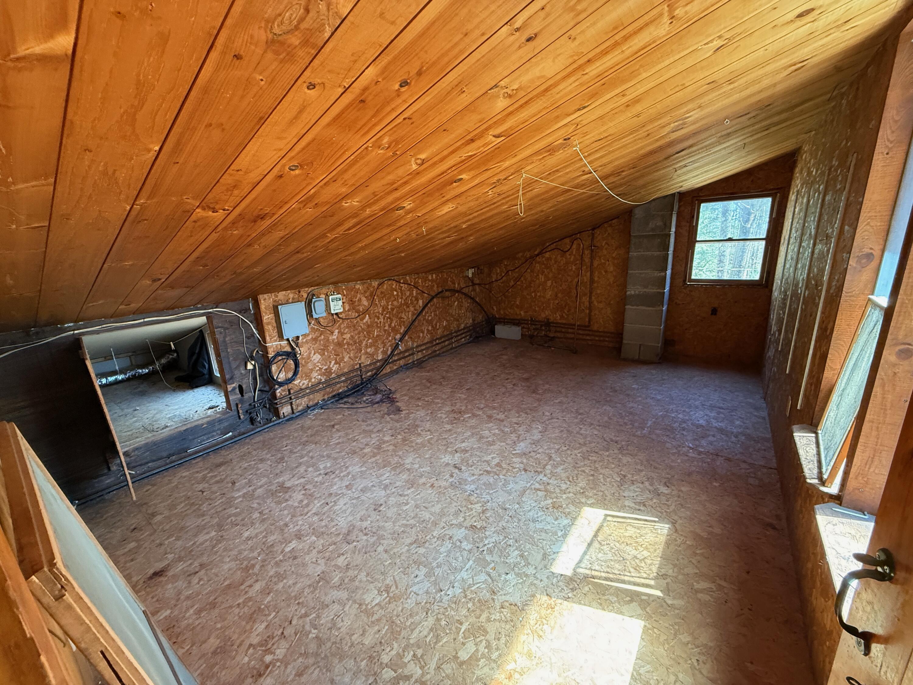 218 Plummer Road Richmond, ME 04357 - Photo 17 of 34 2nd floor BR 2