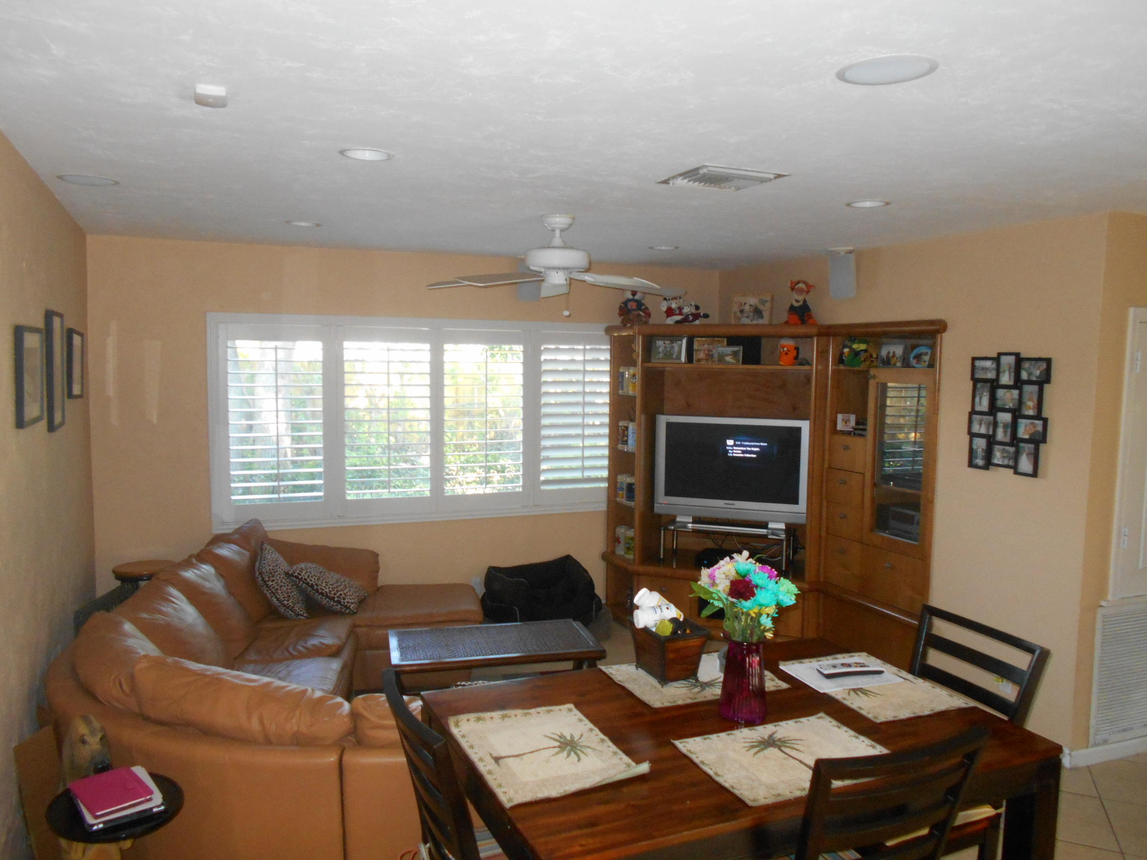 1221 Southwest 4th Street Boca Raton, FL 33486 - Photo 15 of 21 Family2.JPG