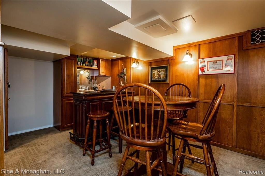 1242 Hampton Road Grosse Pointe Woods, MI 48236 - Photo 35 of 50