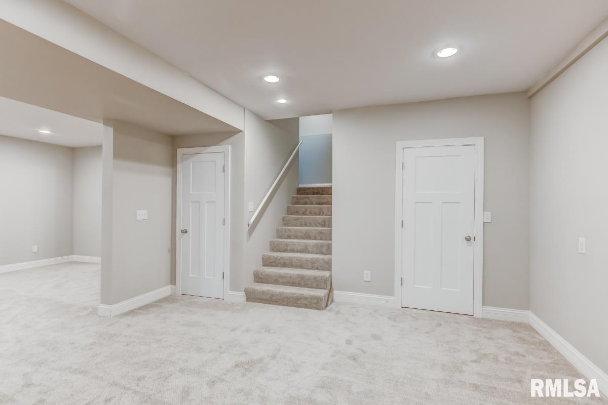 500 Sawmill Court Rochester, IL 62563 - Photo 3 of 50 Gallery Image 3