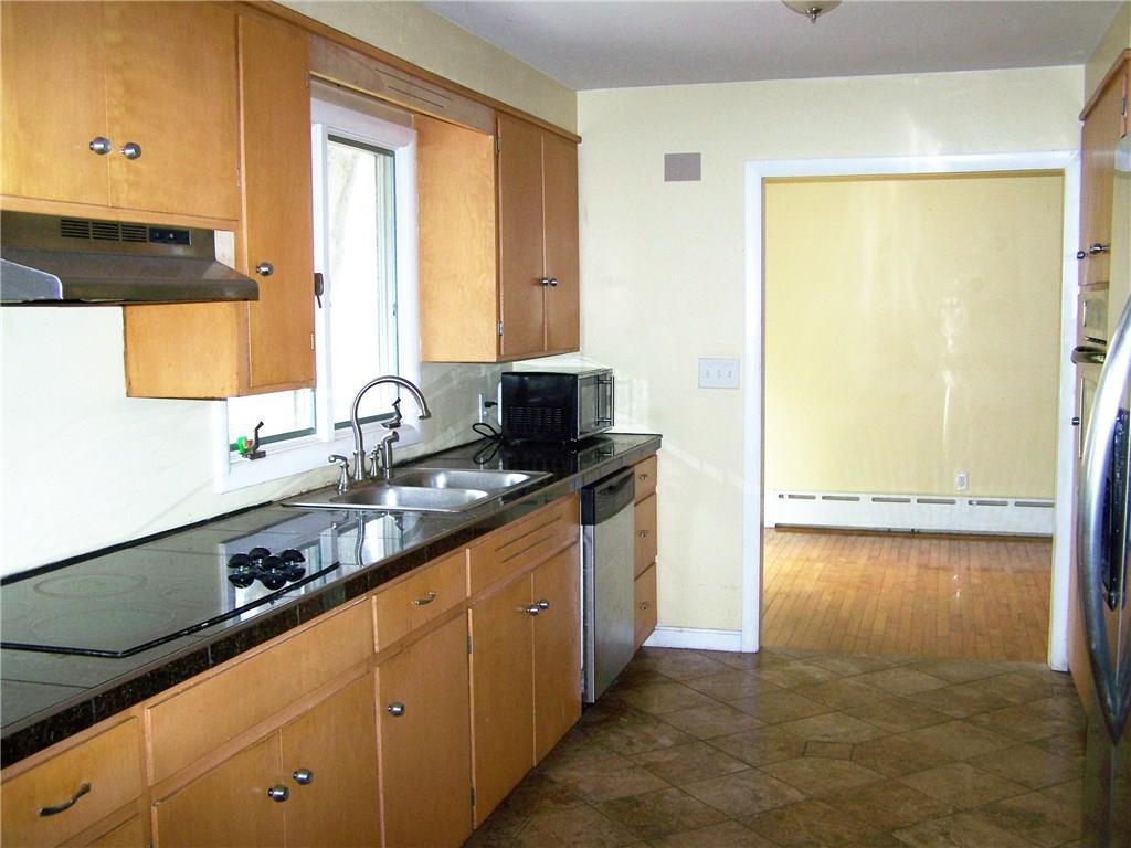 6 Smith Road Springvale, ME 04083 - Photo 4 of 15 Granite tile counter top and tile...