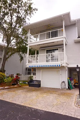 $459,900 | 2051 Vista Del Sol Circle, Unit 201, Lutz, FL 33558