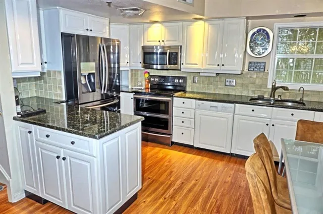 $459,900 | 2051 Vista Del Sol Circle, Unit 201, Lutz, FL 33558