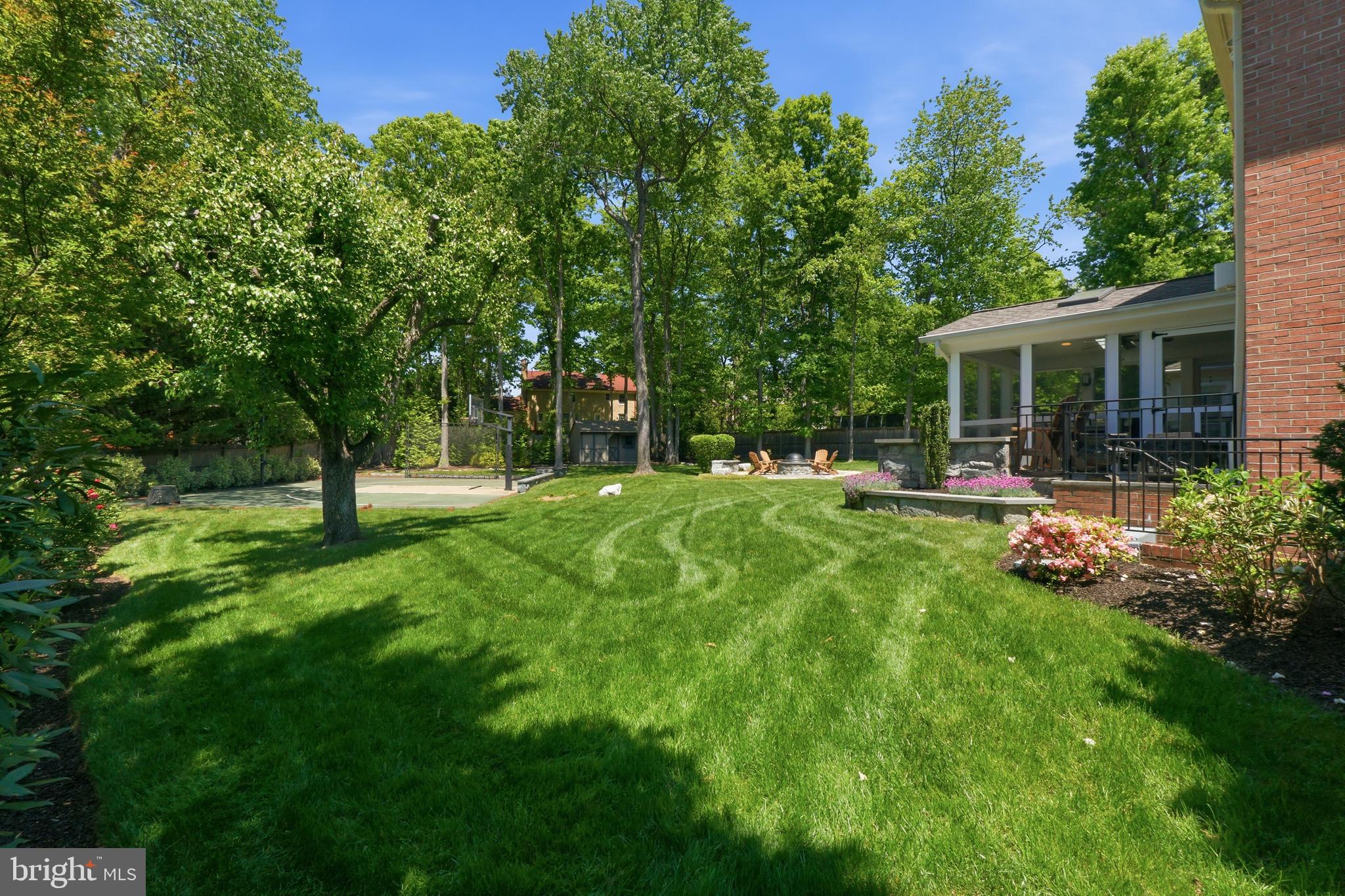 9904 Hall Road Potomac, MD 20854 - Photo 34 of 37 Yard