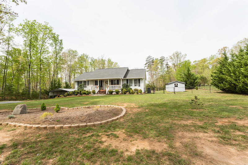 1971 Quaker Church Road Bedford, VA 24523 - Photo 46 of 47 DGA_1786