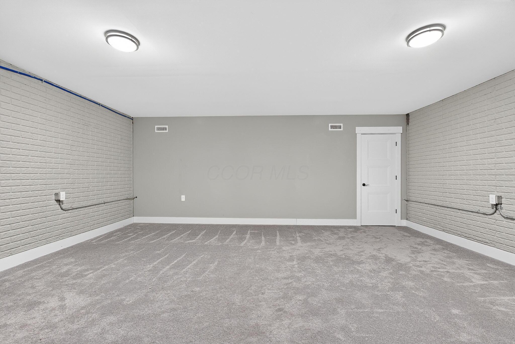 176 East Weber Road Columbus, OH 43202 - Photo 118 of 131 176 E weber (Interior)-56