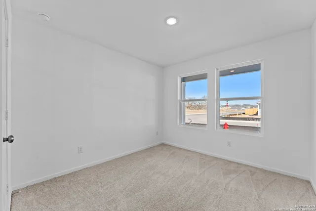 $275,000 | 101 Ellendale Place, Fredericksburg, TX 78624