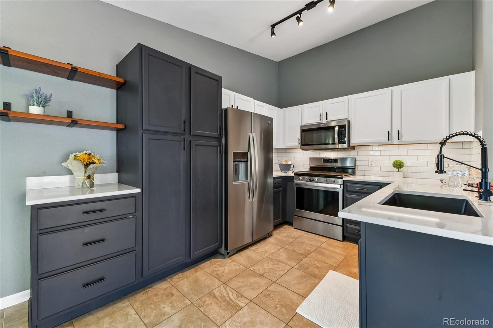 8485 Pebble Creek Way, Unit 203 Highlands Ranch, CO 80126 - Photo 6 of 49
