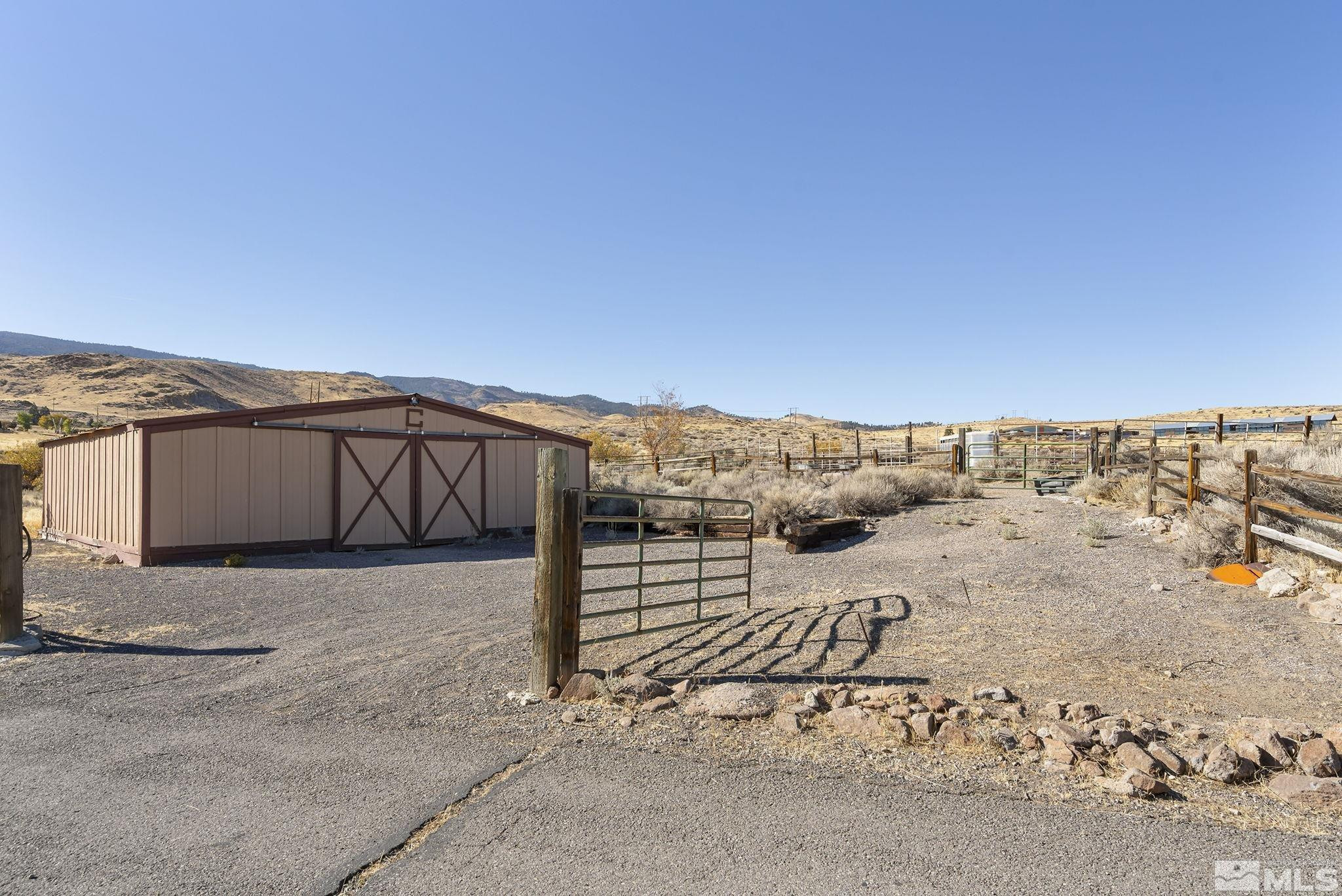 80 Cassas Court Reno, NV 89511 - Photo 5 of 40