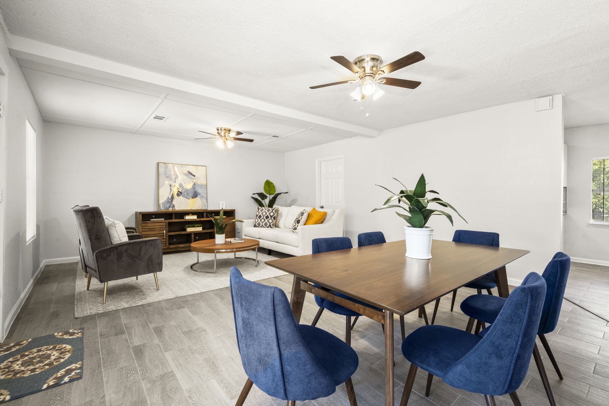 5219 Myrtlewood Street Houston, TX 77033 - Photo 7 of 36 a view of a dining room with furniture