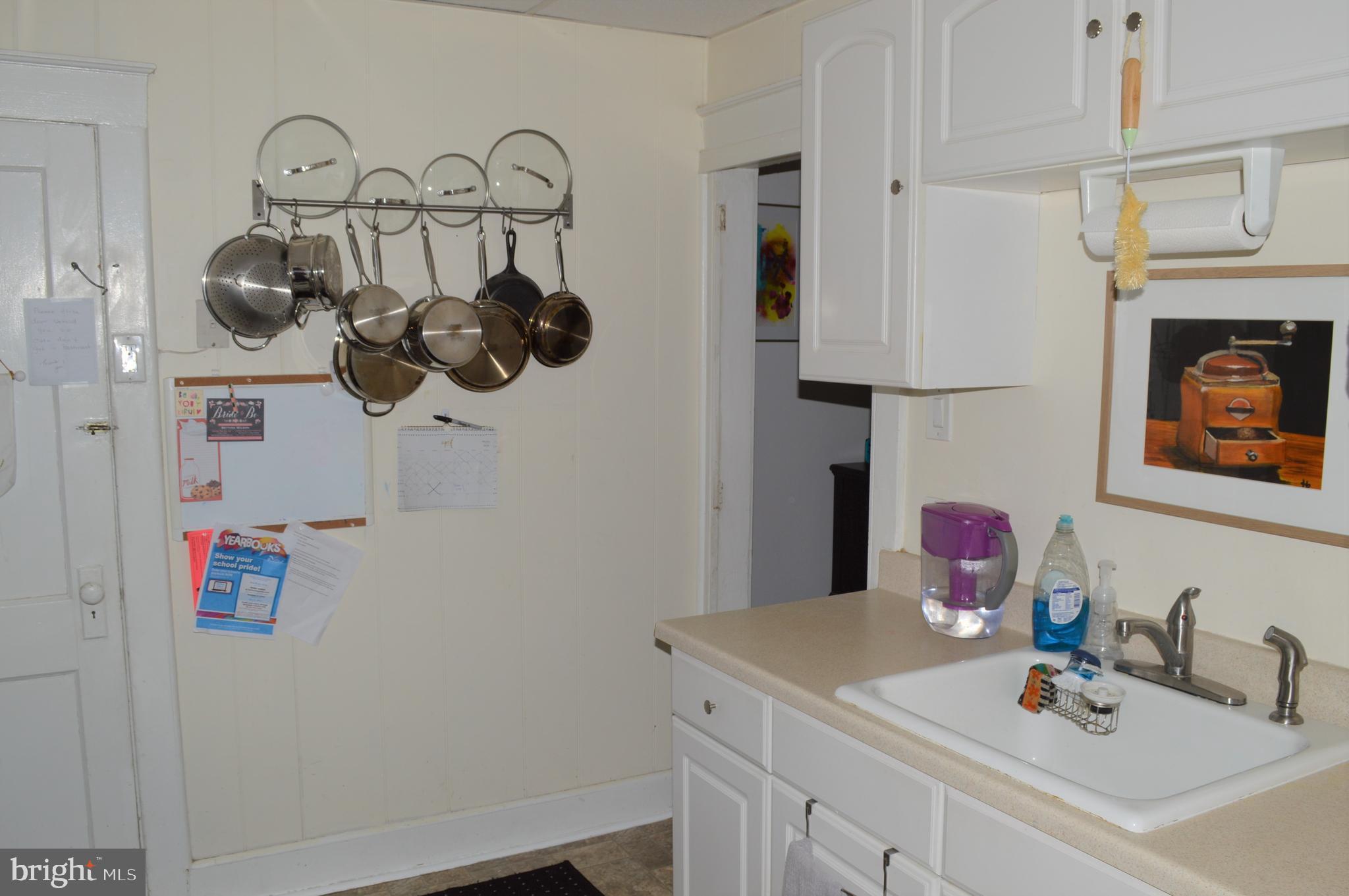 17 West Roland Road Brookhaven, PA 19015 - Photo 15 of 30 kitchen
