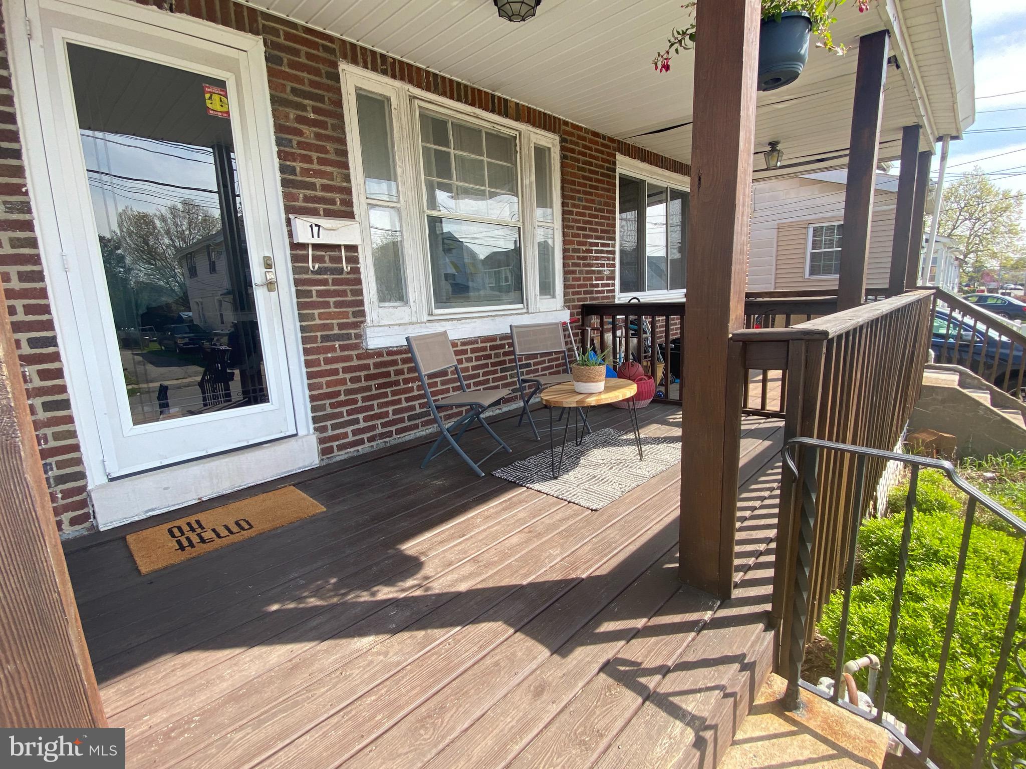 17 West Roland Road Brookhaven, PA 19015 - Photo 5 of 30 Welcoming front porch