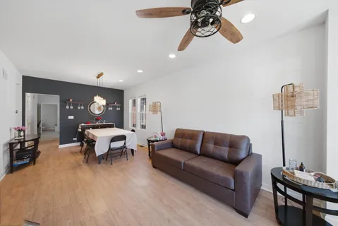 $435,000 | 4938 West Melrose Street, Chicago, IL 60641