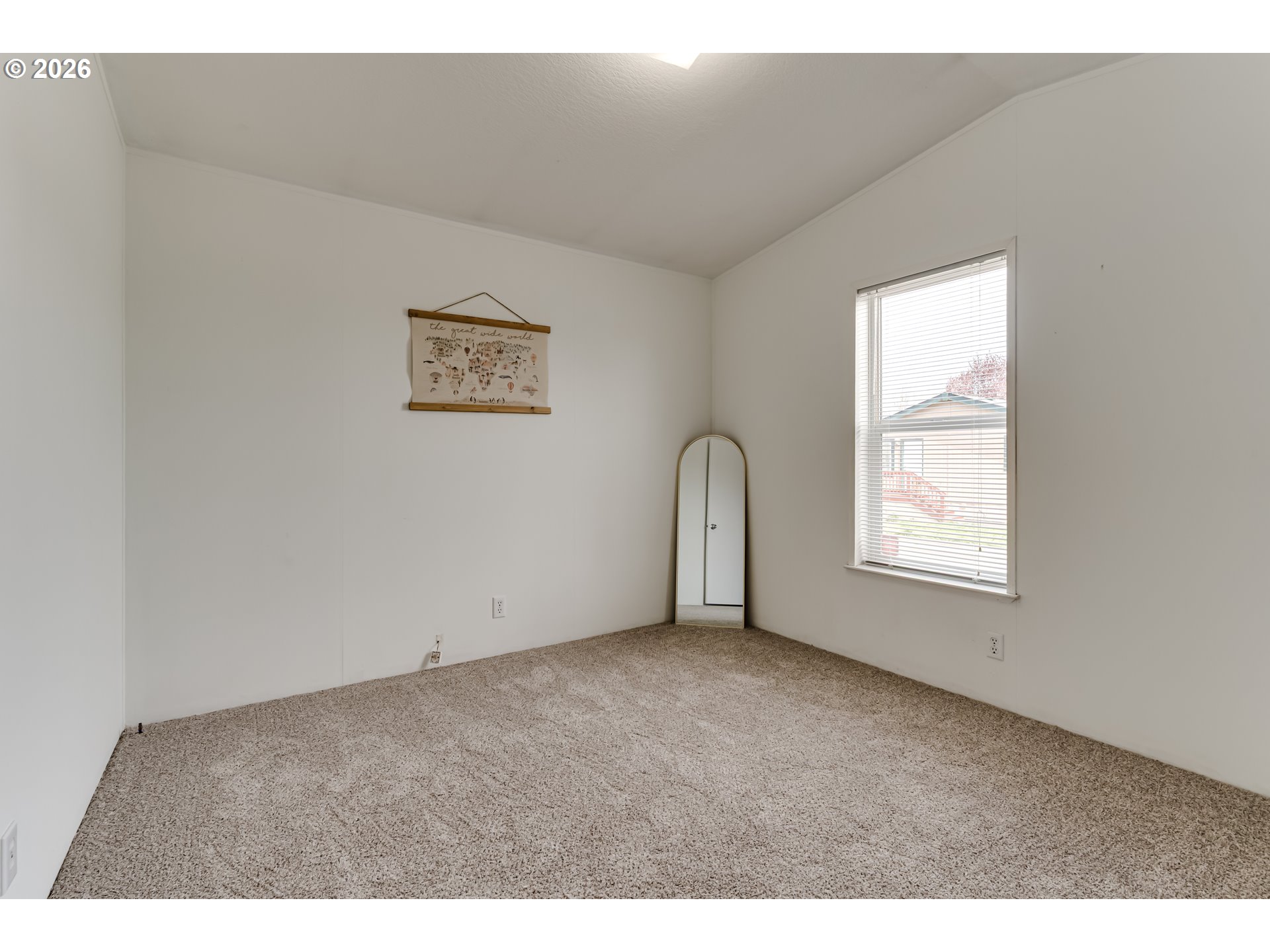 1699 North Terry Street Eugene, OR 97402 - Photo 11 of 30 a view of an empty room with a window