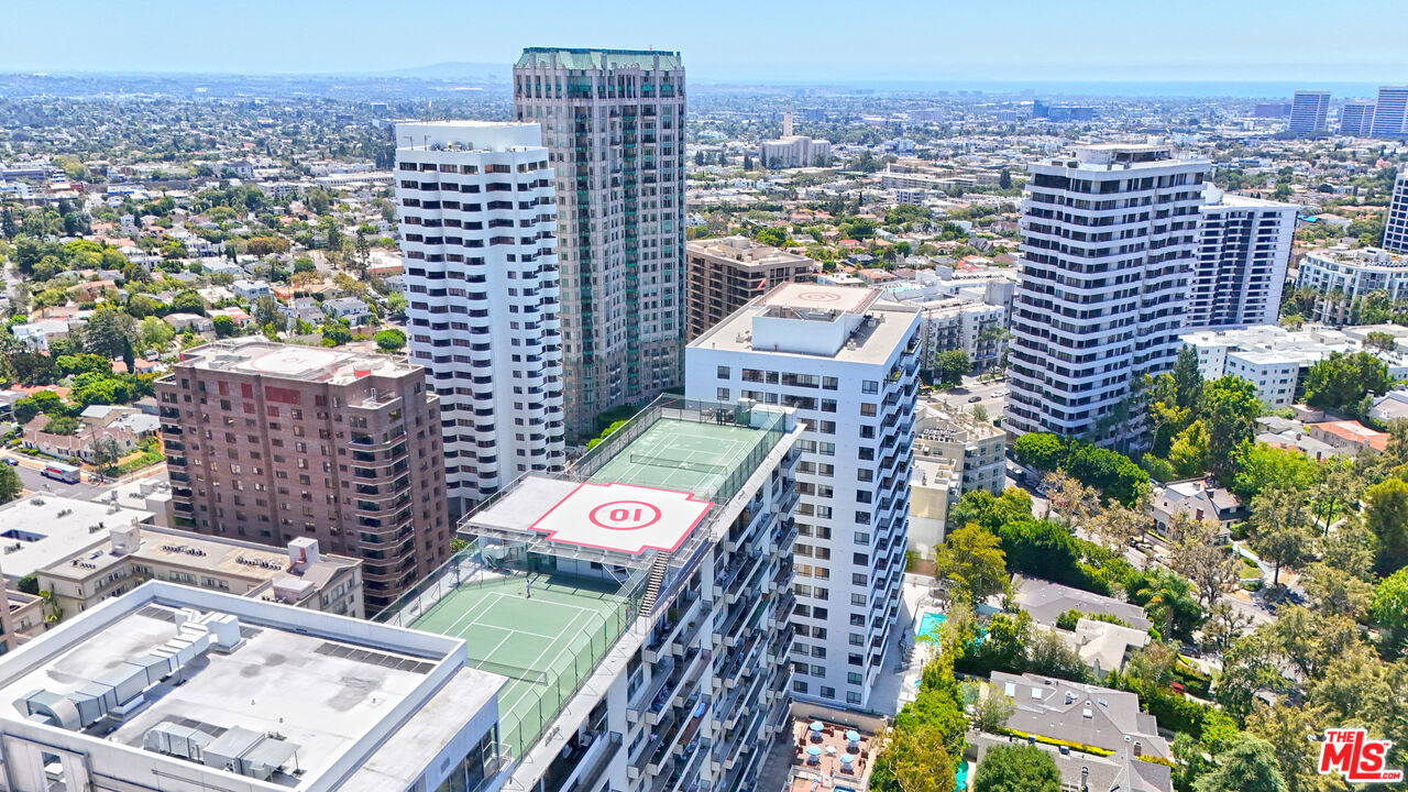 10535 Wilshire Boulevard, Unit 414 Los Angeles, CA 90024 - Photo 18 of 41 a city view