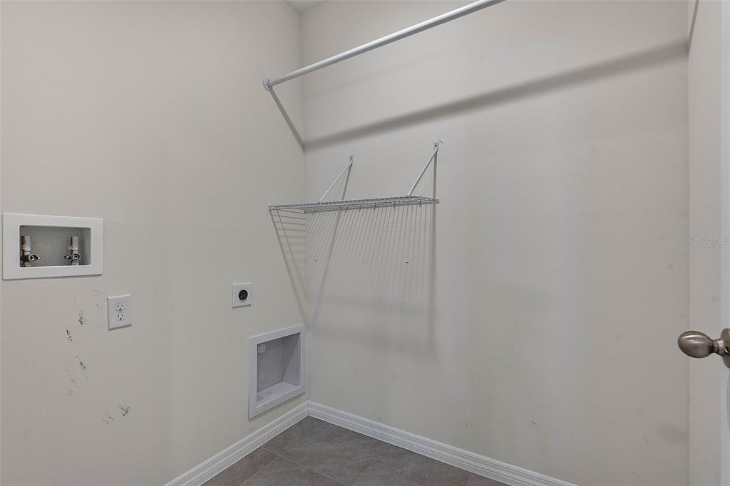 247 Old Mill Edgewater, FL 32141 - Photo 34 of 67 a view of an empty room