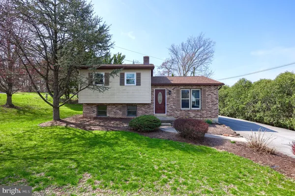 $339,900 | 8 Bunker Hill Road, Stevens, PA 17578