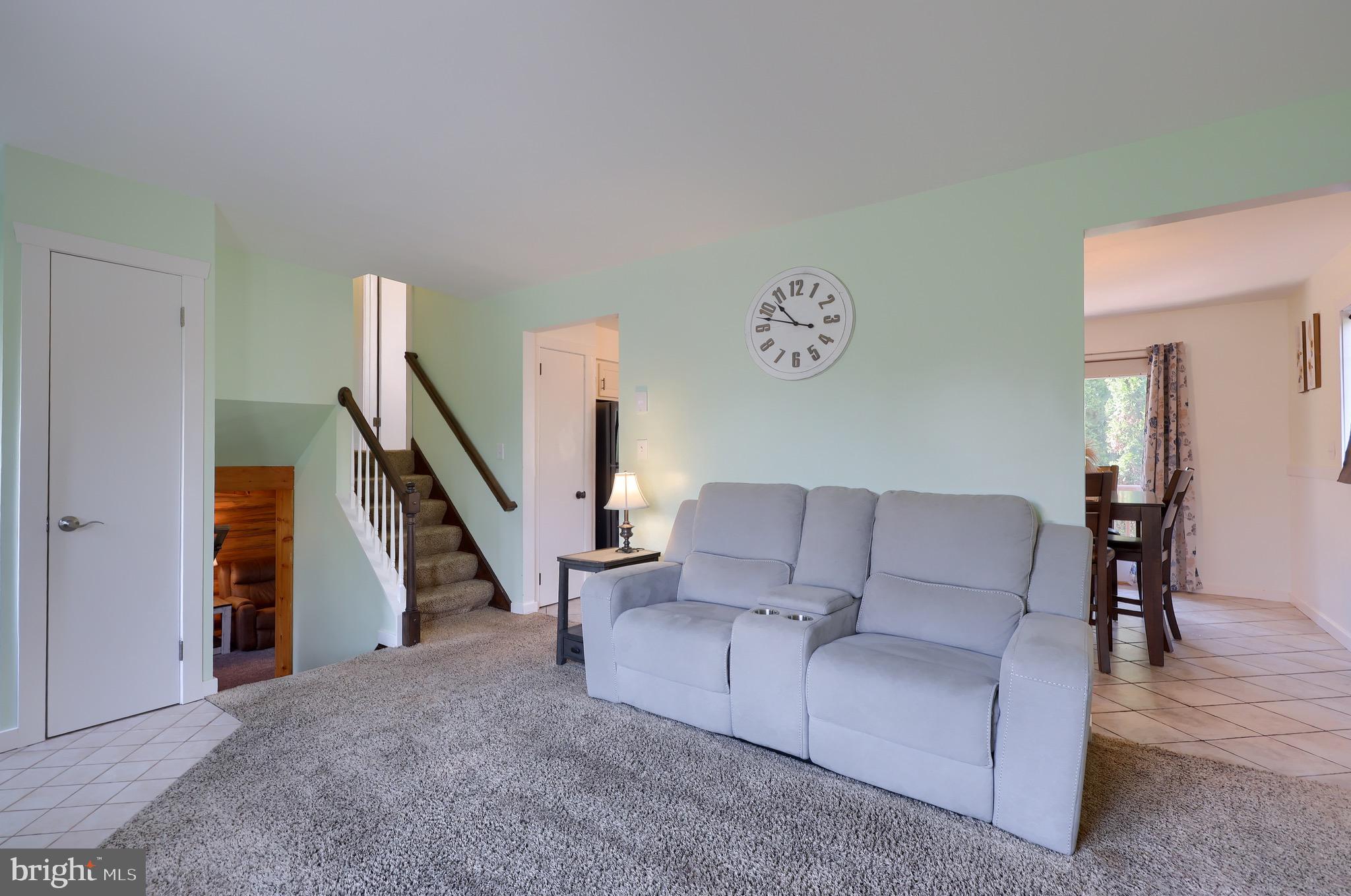 8 Bunker Hill Road Stevens, PA 17578 - Photo 23 of 59 Living Room