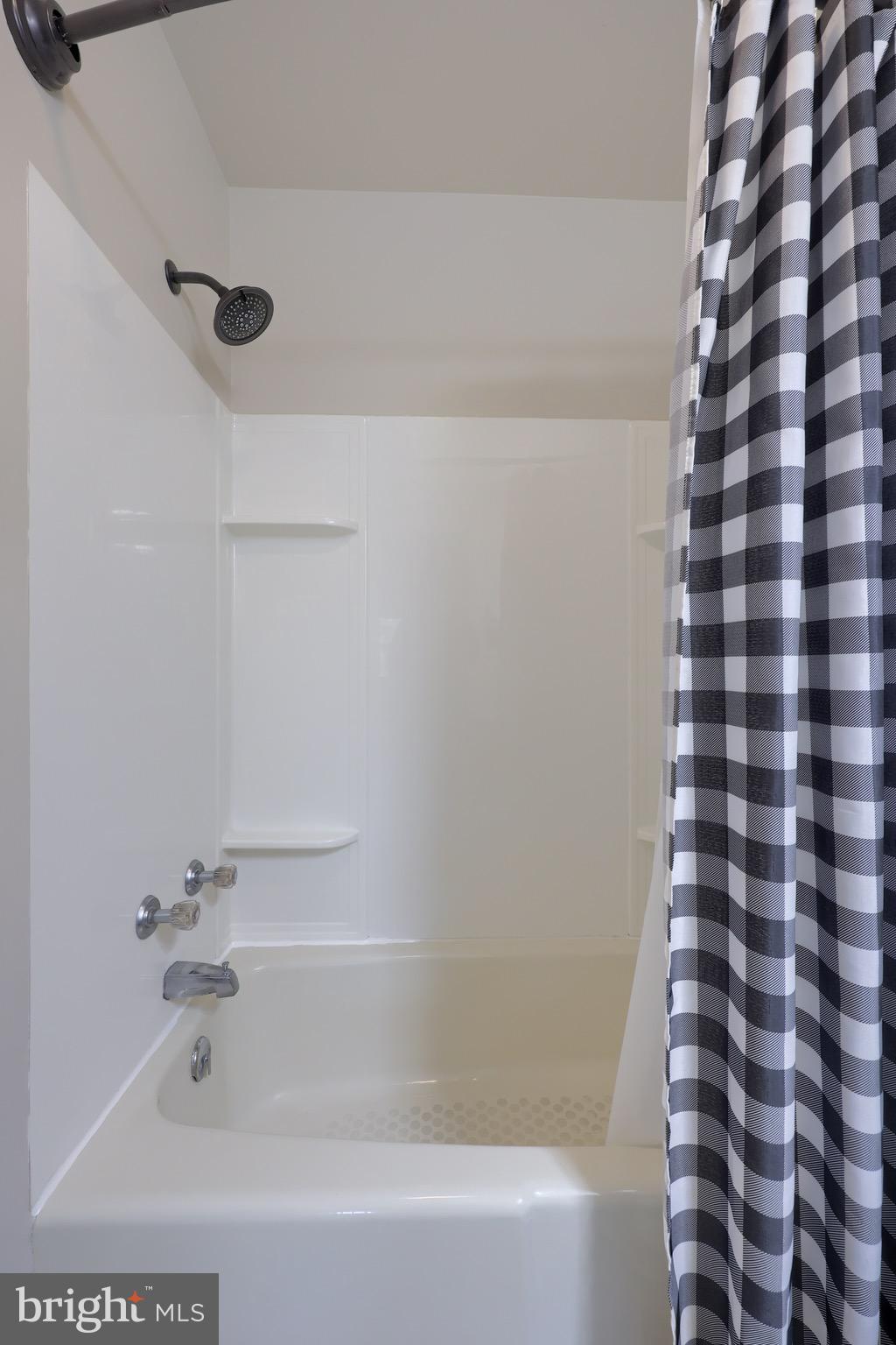 8 Bunker Hill Road Stevens, PA 17578 - Photo 41 of 59 Second Floor Full Bath