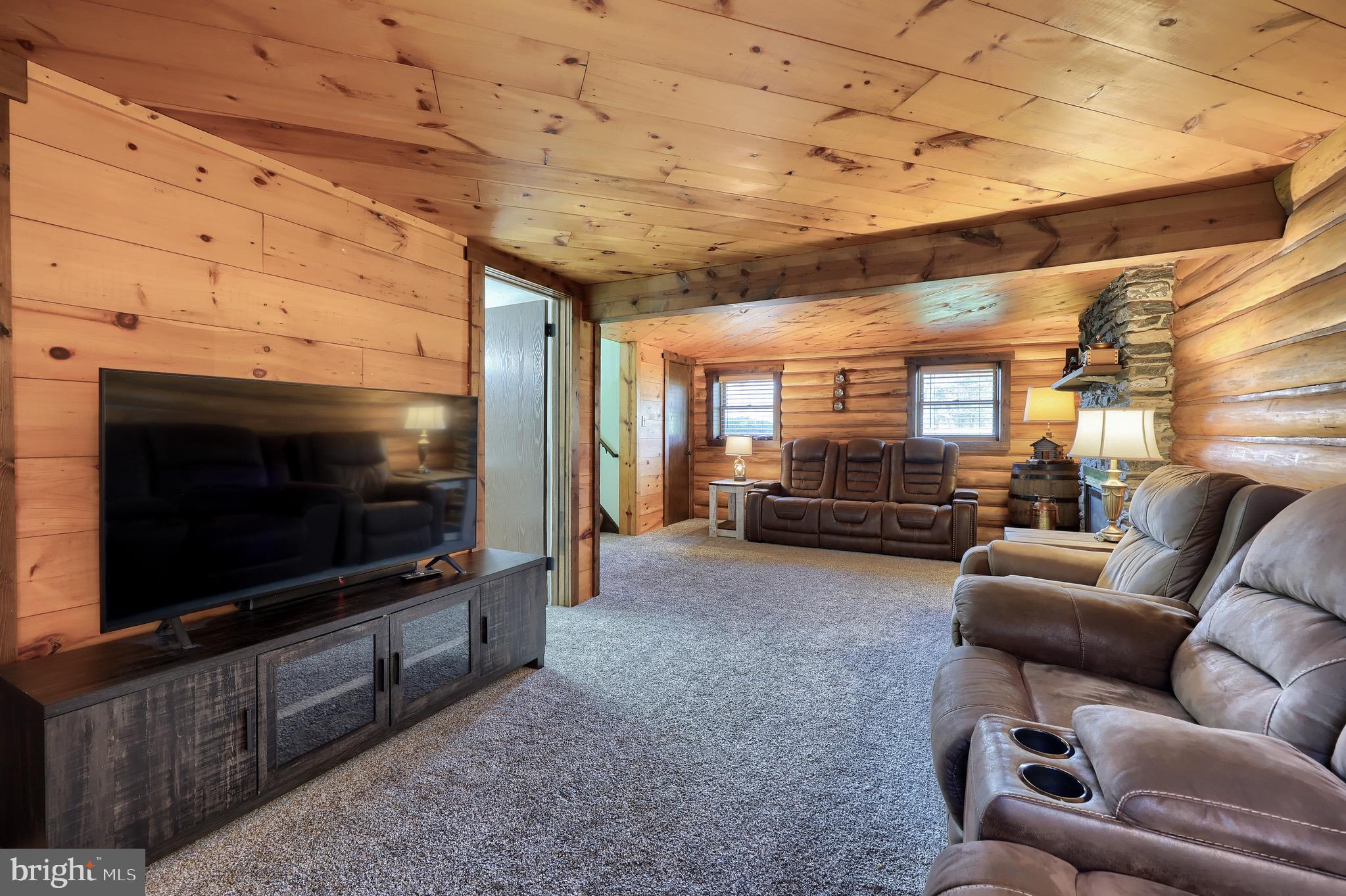 8 Bunker Hill Road Stevens, PA 17578 - Photo 45 of 59 Family Room