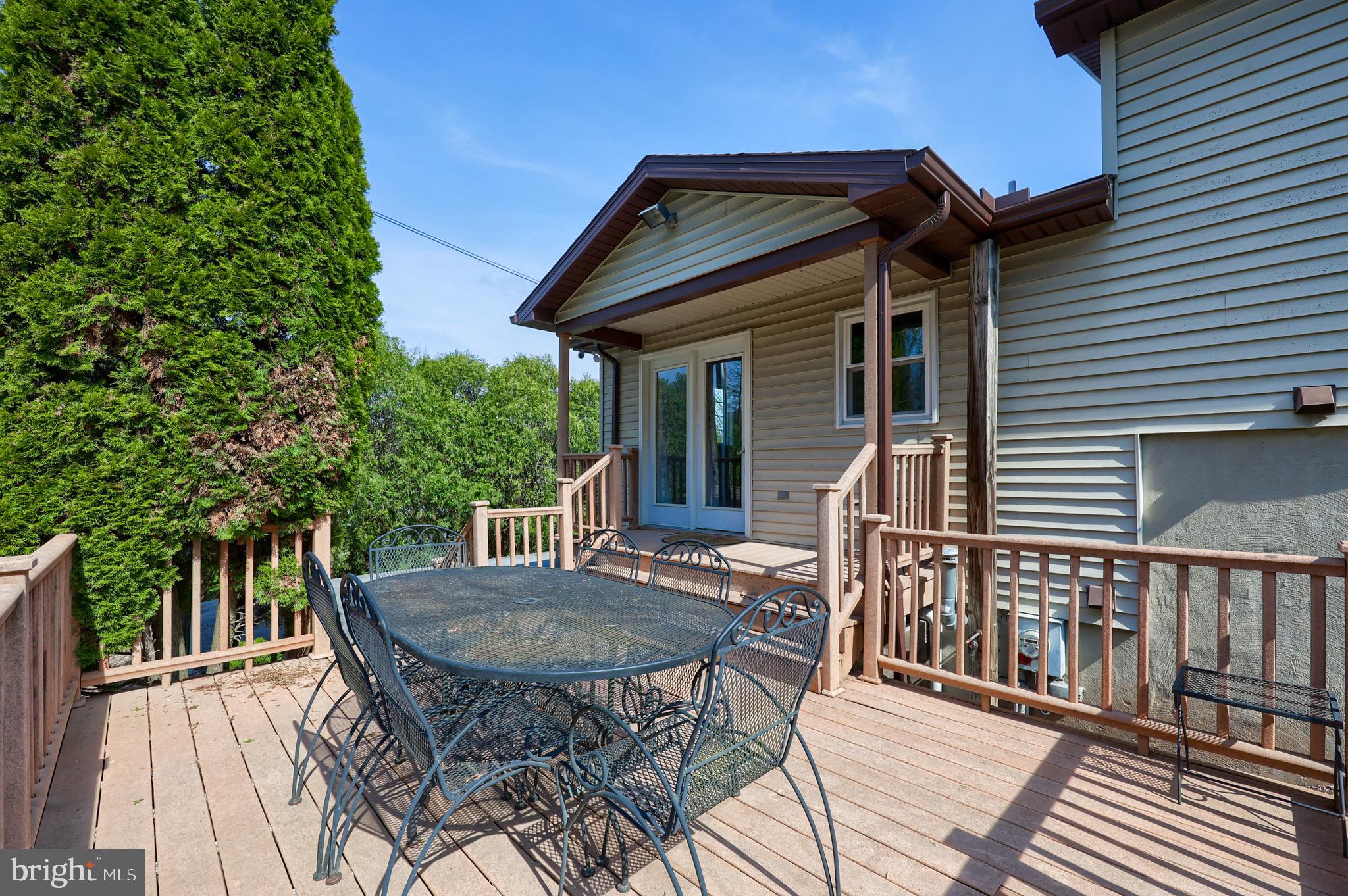 8 Bunker Hill Road Stevens, PA 17578 - Photo 9 of 59 Deck