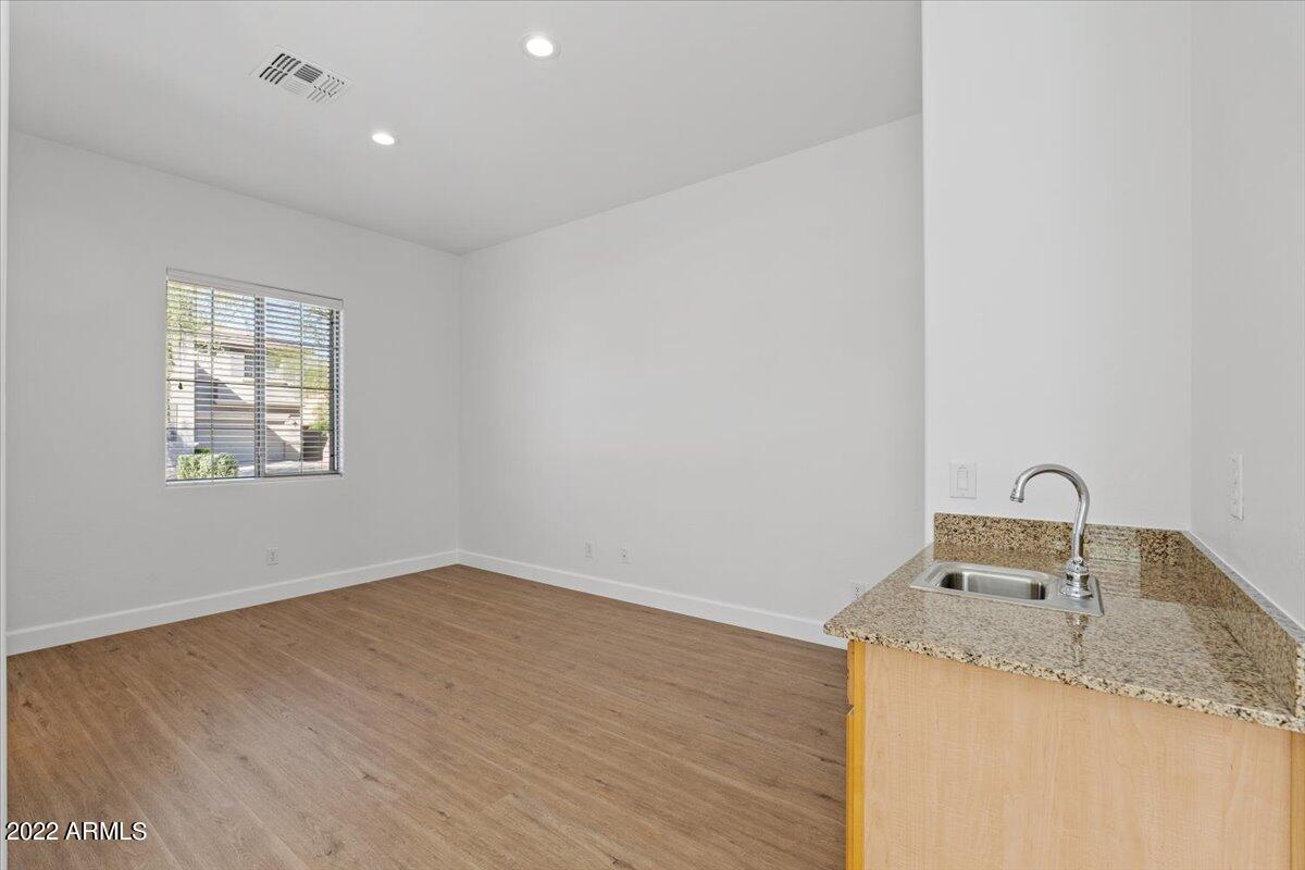 2413 West Sienna Bouquet Place Phoenix, AZ 85085 - Photo 35 of 61 35-Junior Suite