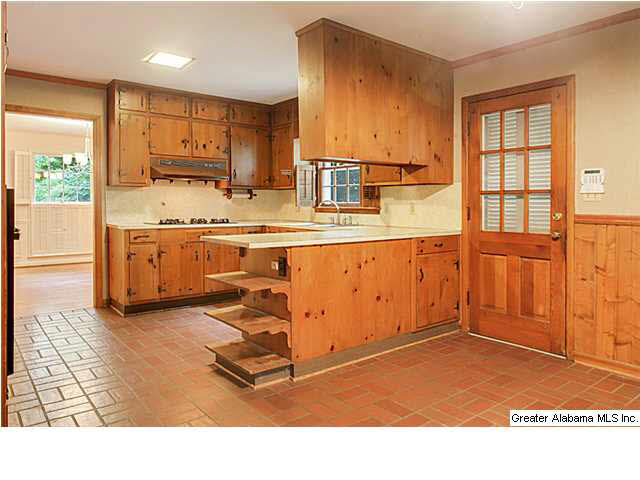 3108 Warrington Road Birmingham, AL 35223 - Photo 4 of 15