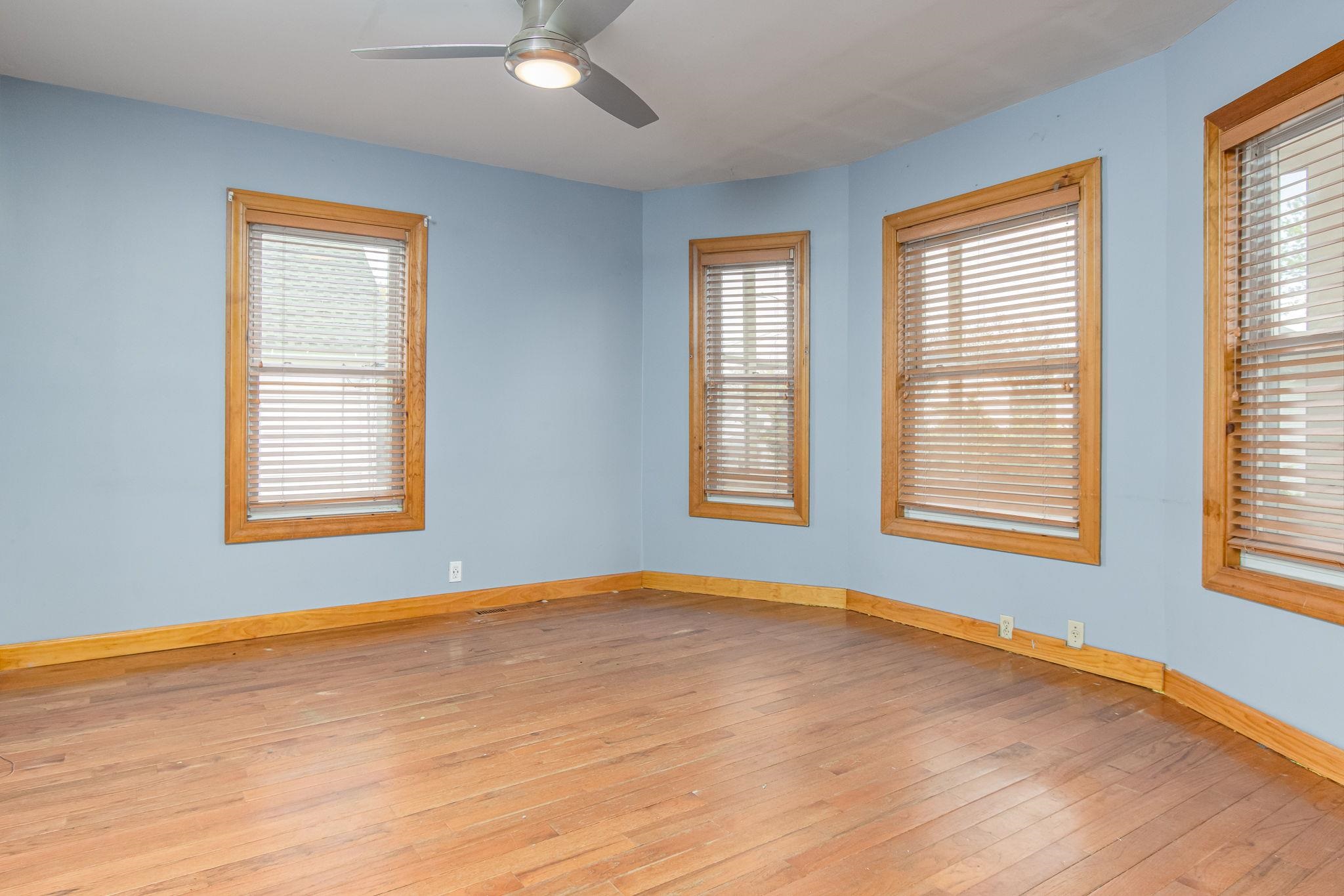 222 Laval Street Manchester, NH 03102 - Photo 17 of 54