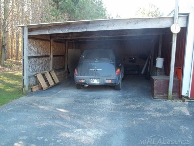 4288 Mortimer Line Road Croswell, MI 48422 - Photo 46 of 49 31285259-45.JPG