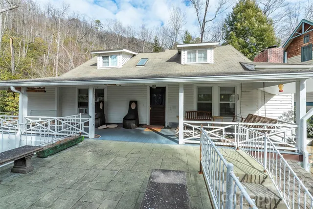 $849,000 | 287 North Carolina Terrace, Montreat, NC 28711