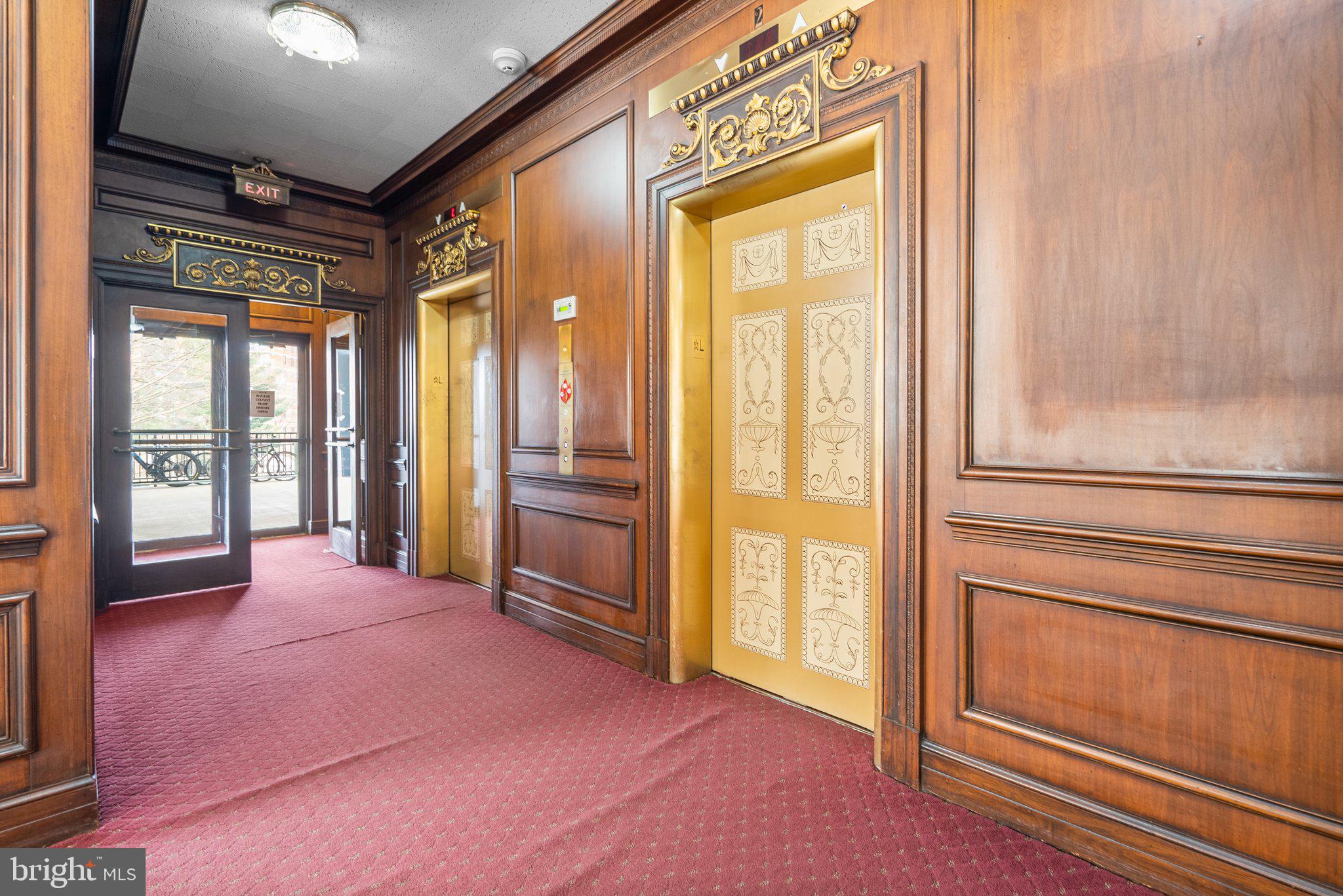 9701 Fields Road, Unit 1800 Gaithersburg, MD 20878 - Photo 15 of 16 a view of an empty room and window