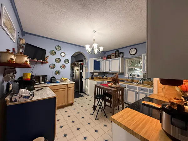 $119,900 | 617 Roxbury Street, Clifton Forge, VA 24422