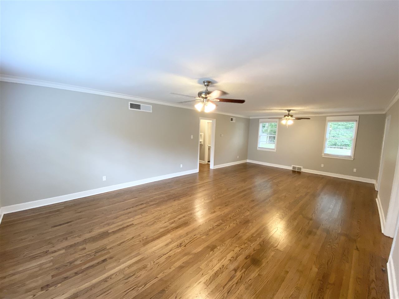 1118 Marcia Road Memphis, TN 38117 - Photo 3 of 15