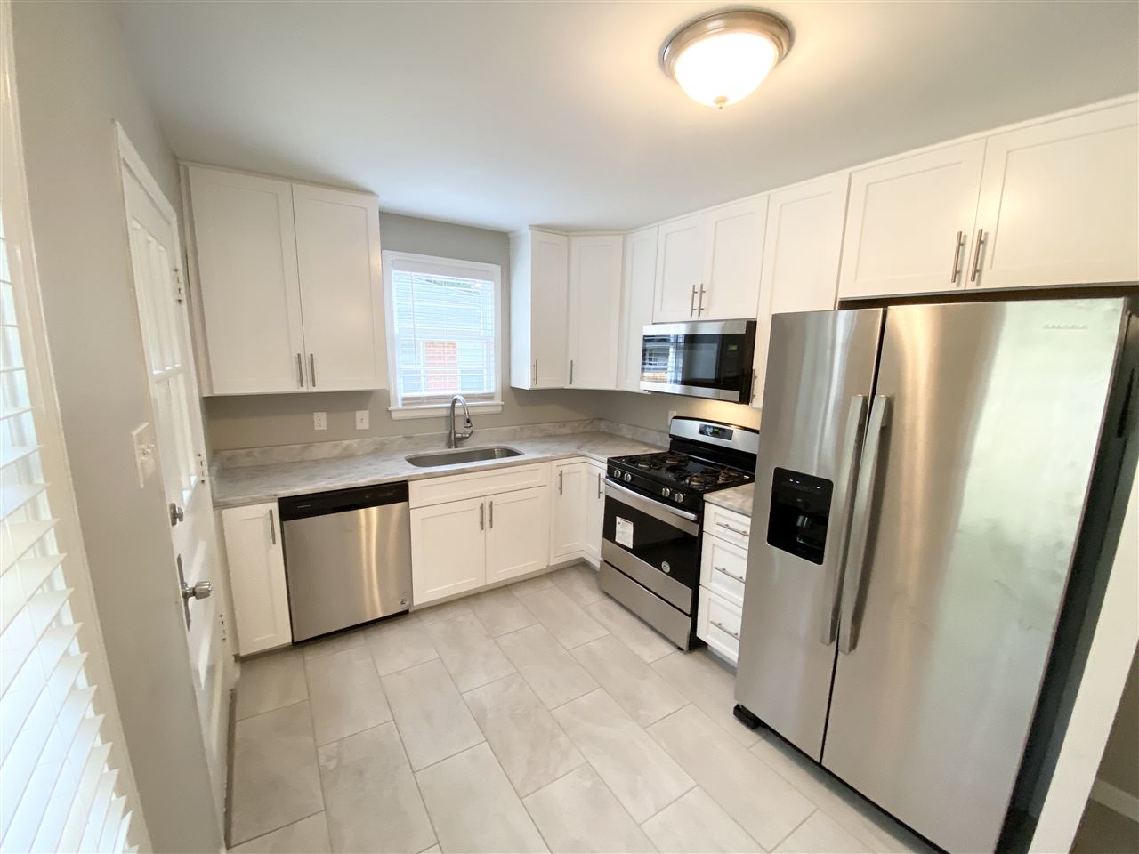 1118 Marcia Road Memphis, TN 38117 - Photo 6 of 15