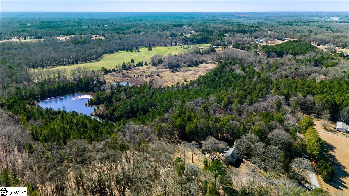 175 Pearson Road Belton, SC 29627 - Photo 3 of 26