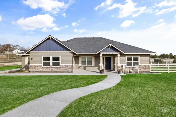 $1,100,000 | 26138 Libby Lane, Middleton, ID 83644