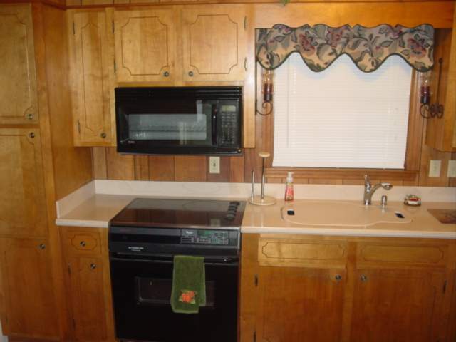 1118 Winding Creek Road Liberty, SC 29657 - Photo 8 of 22