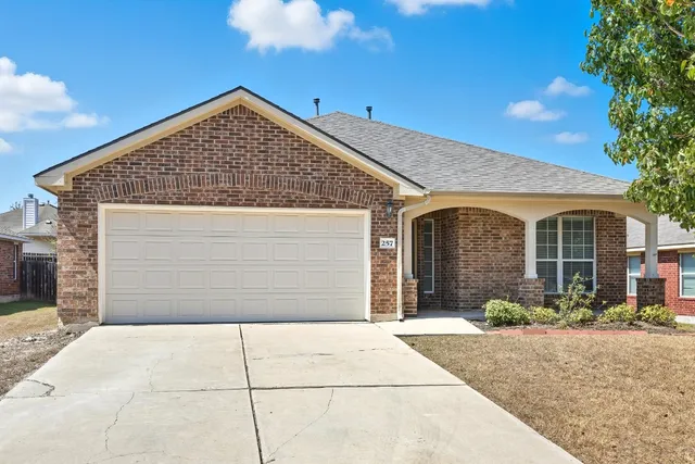 $1,850 | 257 Firwood North, Kyle, TX 78640