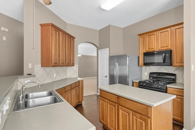 $1,850 | 257 Firwood North, Kyle, TX 78640