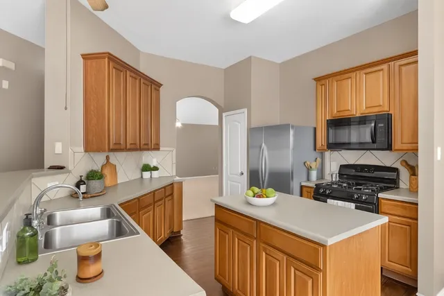 $1,850 | 257 Firwood North, Kyle, TX 78640