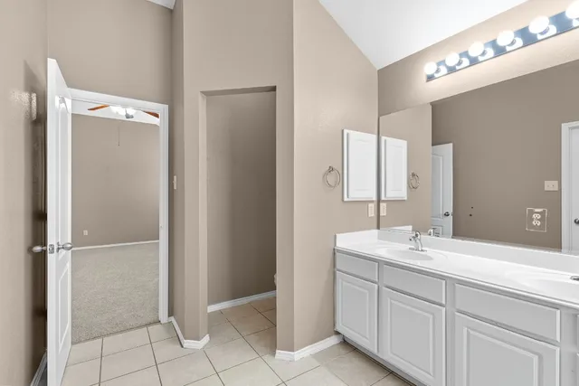 $1,850 | 257 Firwood North, Kyle, TX 78640