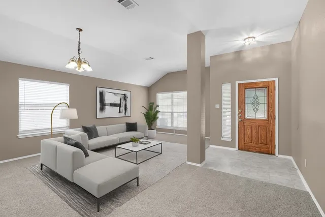 $1,850 | 257 Firwood North, Kyle, TX 78640