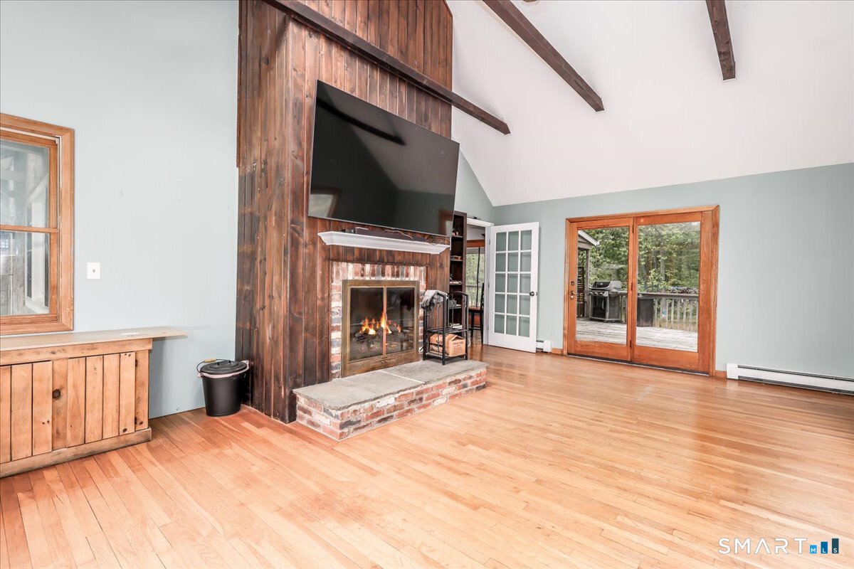 131 Seth Low Mountain Road Ridgefield, CT 06877 - Photo 11 of 39