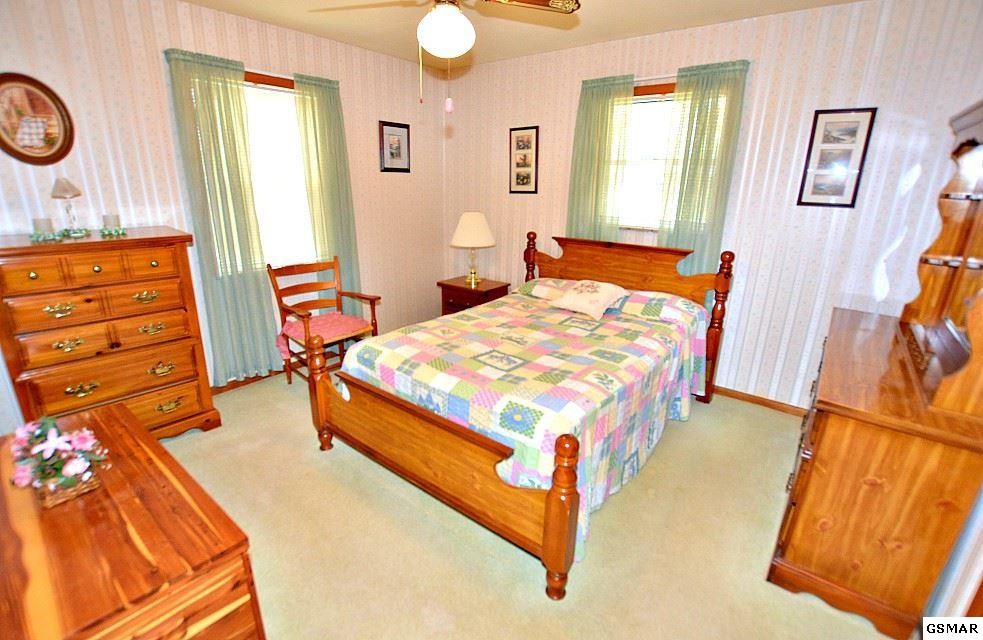 2018 Center Road Pigeon Forge, TN 37863 - Photo 16 of 34 Gallery Image 16