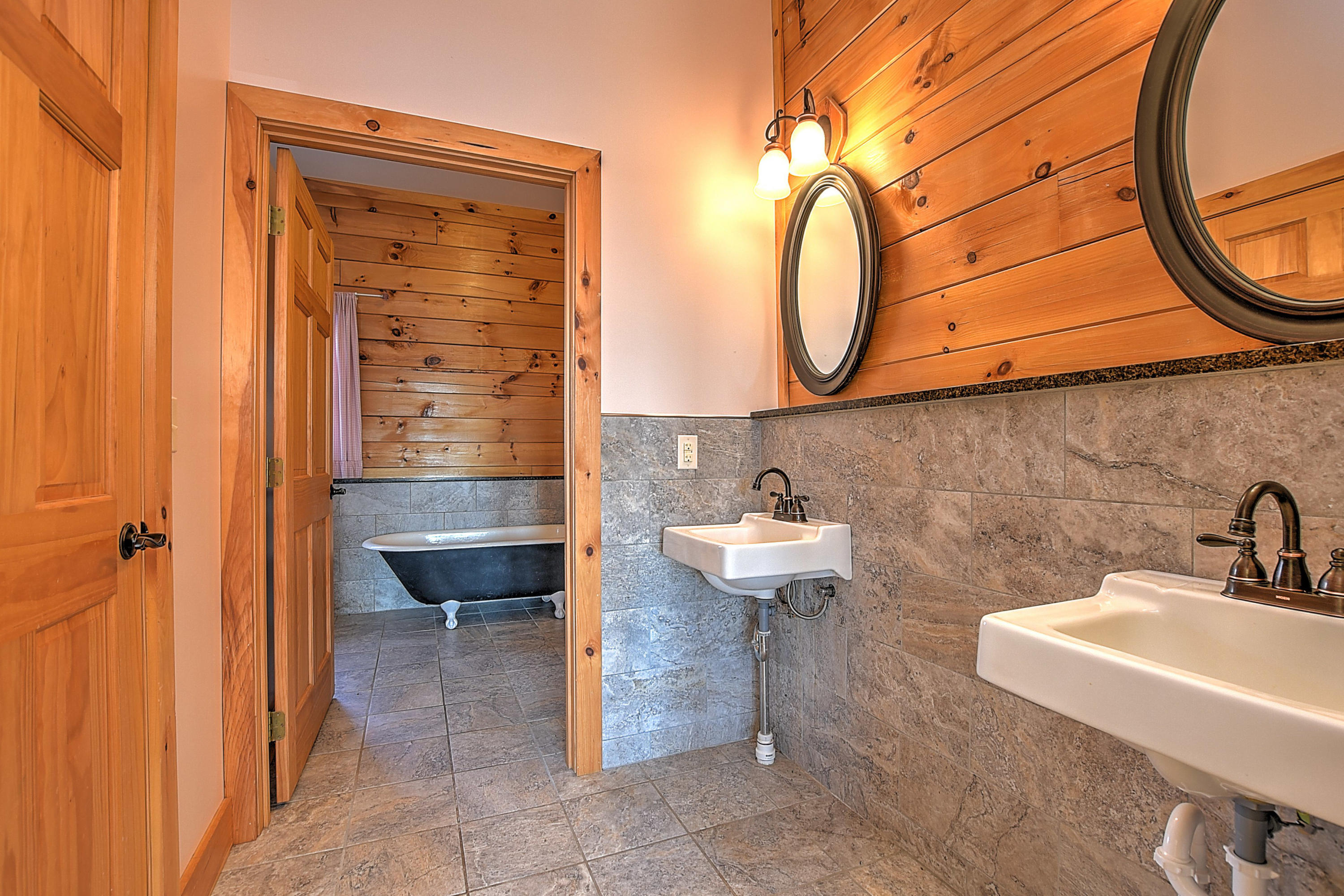 10357 Rich Valley Road Bristol, VA 24202 - Photo 27 of 38 10357 Rich Valley Rd-25