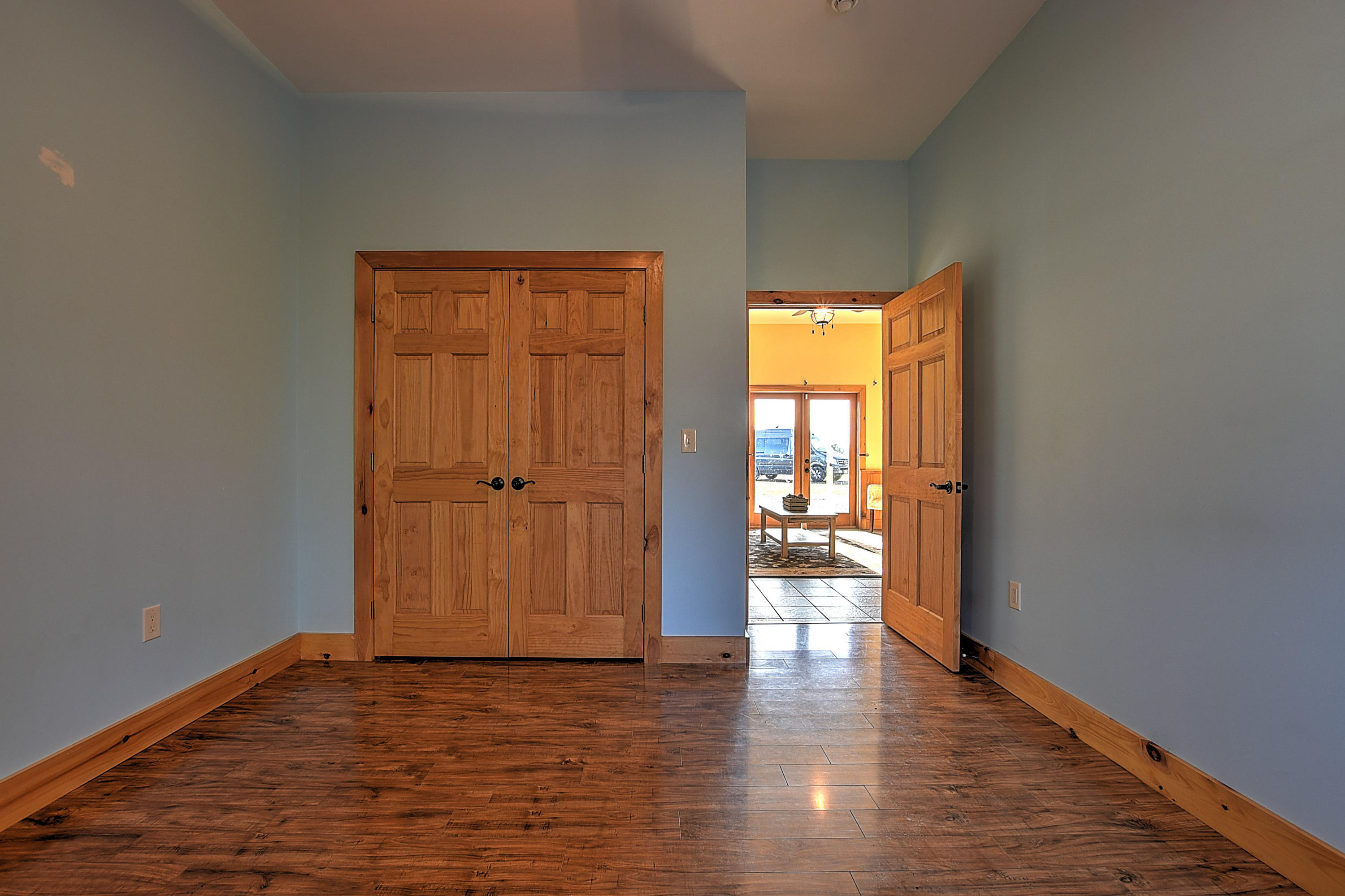 10357 Rich Valley Road Bristol, VA 24202 - Photo 31 of 38 10357 Rich Valley Rd-30