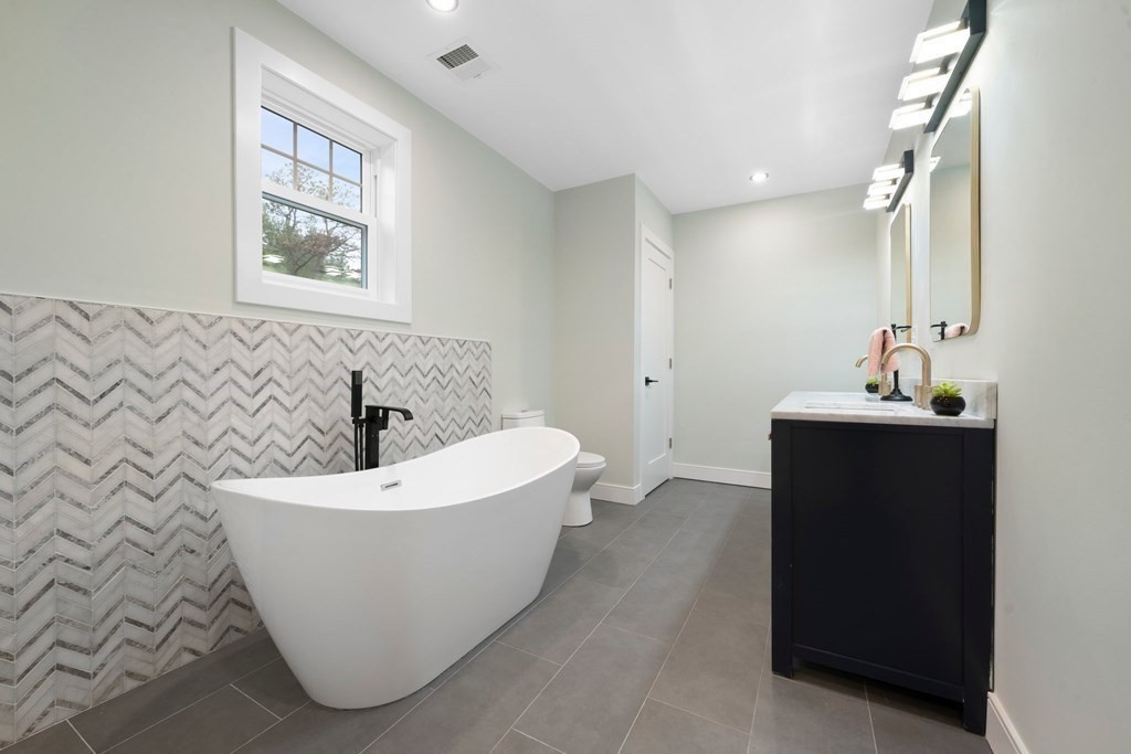 35 Marcus Road Sharon, MA 02067 - Photo 23 of 42