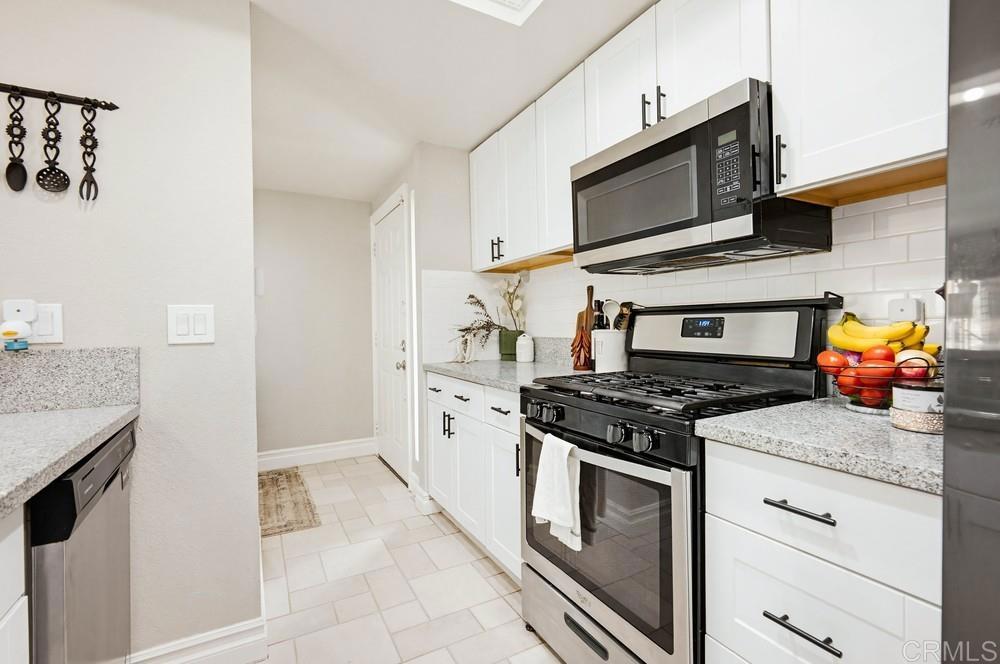 42326 Agena Street Temecula, CA 92592 - Photo 5 of 36 WHERE THE MAGIC HAPPENS