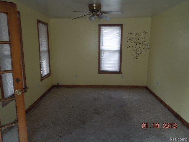55 Batavia Street River Rouge, MI 48218 - Photo 2 of 13 007.JPG
