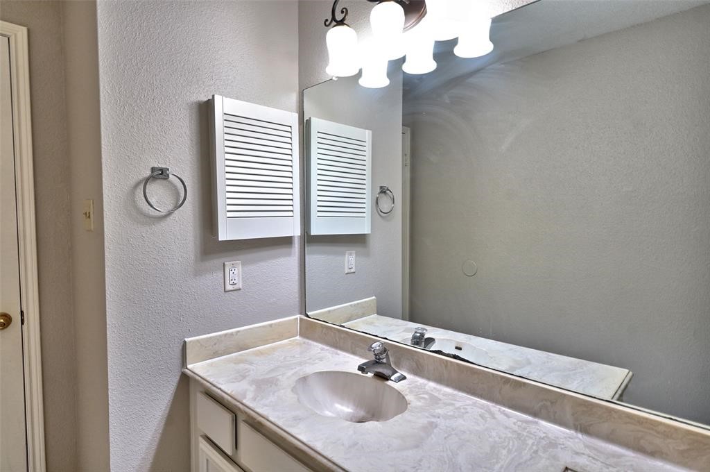 9206 Prairie Trails Drive Spring, TX 77379 - Photo 3 of 19